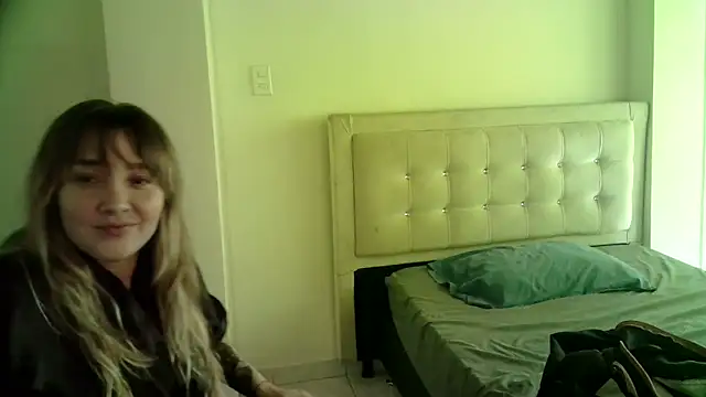 Snapshot of katy_pp chatting on November 11, 5:41 pm katy pp online show from November 11, 5:41 pm