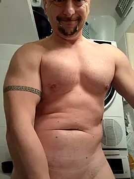 Sports-beast online show from November 30, 9:15 pm