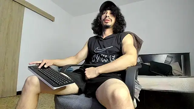 TristanWoods online show from May 5, 9:23 am