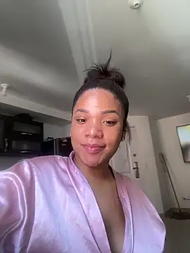 ashley Tompson1 online show from May 15, 2:59 pm