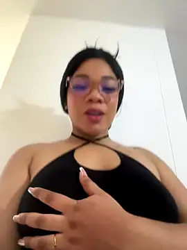 Snapshot of ashley_Tompson1 chatting on November 14, 12:42 pm ashley Tompson1 online show from November 14, 12:42 pm