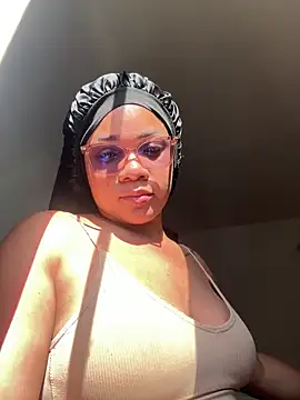 Snapshot of ashley_Tompson1 chatting on December 15, 2:56 pm ashley Tompson1 online show from December 15, 2:56 pm