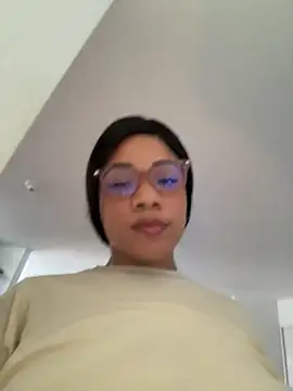 Snapshot of ashley_Tompson1 chatting on December 5, 1:53 pm ashley Tompson1 online show from December 5, 1:53 pm