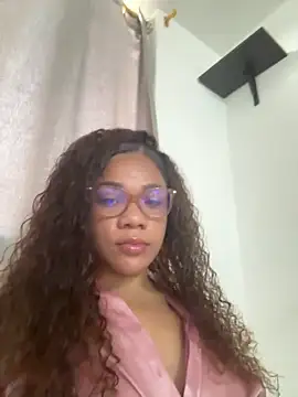 ashley Tompson1 online show from April 9, 11:38 am