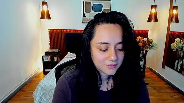 KatherineBond online show from March 19, 6:52 pm