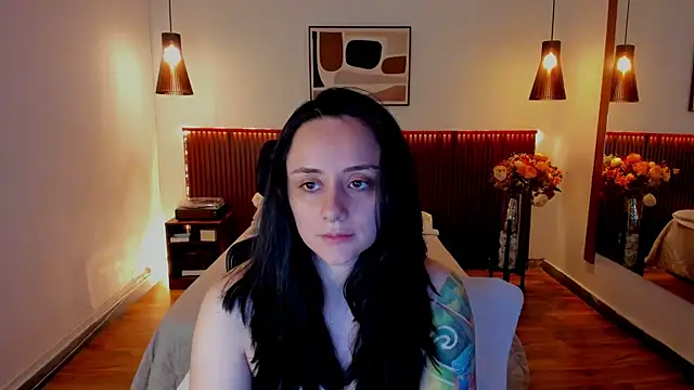 KatherineBond online show from August 3, 5:08 pm