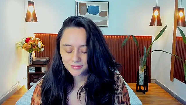KatherineBond online show from March 12, 6:56 pm