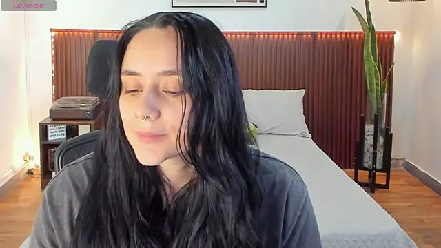 KatherineBond online show from October 27, 9:38 pm