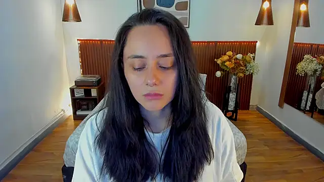 Snapshot of KatherineBond chatting on May 9, 3:59 pm KatherineBond online show from May 9, 3:59 pm