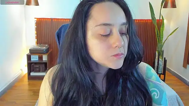 KatherineBond online show from October 31, 8:16 pm