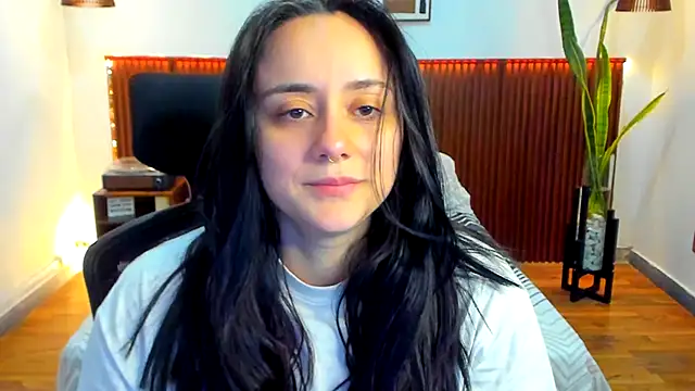 KatherineBond online show from December 3, 7:46 pm