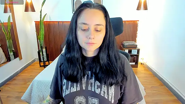 KatherineBond online show from October 22, 7:35 pm