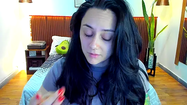 KatherineBond online show from November 22, 8:40 pm