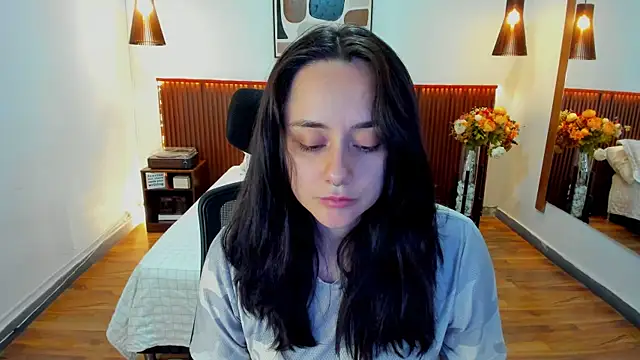 KatherineBond online show from July 11, 4:18 pm