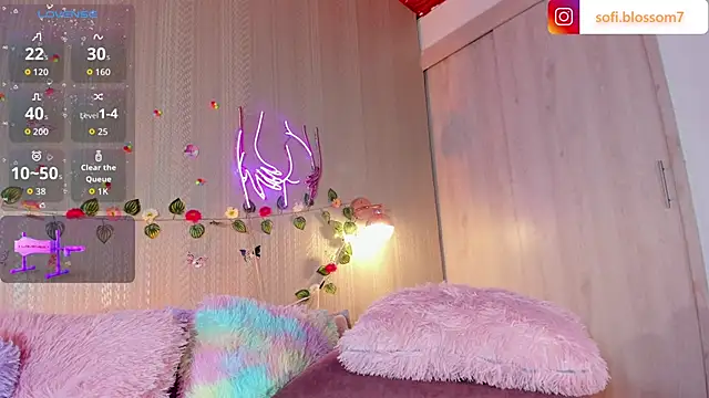 Sofi Blossom online show from May 28, 8:48 pm