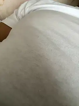 Snapshot of meateater1 chatting on December 22, 10:04 am meateater1 online show from December 22, 10:04 am