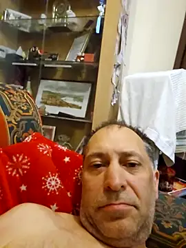 Snapshot of meateater1 chatting on November 21, 3:49 am meateater1 online show from November 21, 3:49 am