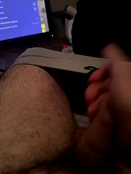 Snapshot of deleware806 chatting on October 24, 1:37 am deleware806 online show from October 24, 1:37 am