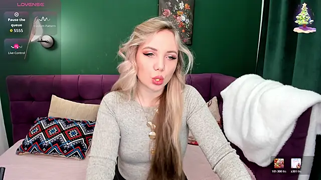 EvaMoran online show from April 5, 1:56 am