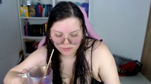 Gabiwaifu online show from March 15, 8:16 pm