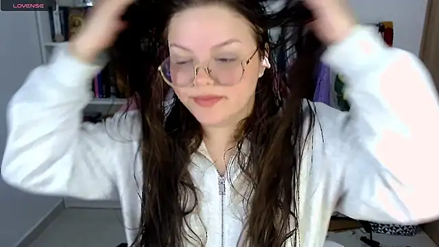 Gabiwaifu online show from November 23, 3:49 am