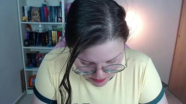 Snapshot of Gabiwaifu chatting on May 24, 10:20 pm Gabiwaifu online show from May 24, 10:20 pm
