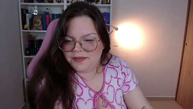 Gabiwaifu online show from June 21, 8:25 pm