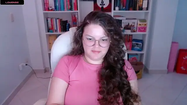 Gabiwaifu online show from February 17, 8:06 pm