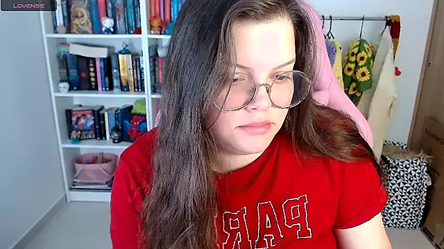 Gabiwaifu online show from November 16, 7:40 pm