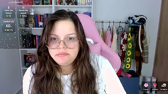 Gabiwaifu online show from October 6, 11:33 am