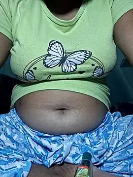 Priya Bong online show from November 2, 3:39 pm