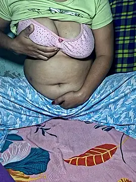 Priya Bong online show from April 4, 2:40 am