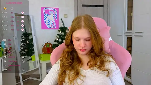 TrissMerigold9 online show from January 13, 7:45 am