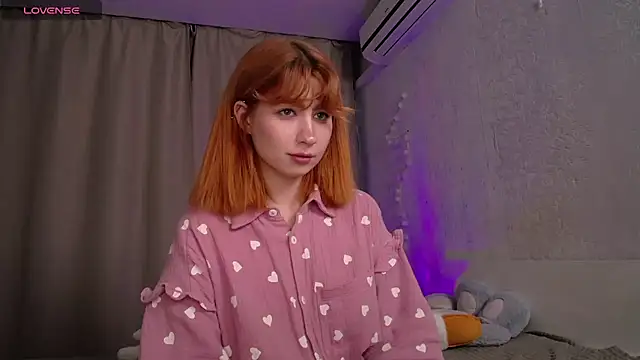 Evaa Moonn  online show from November 25, 5:24 pm