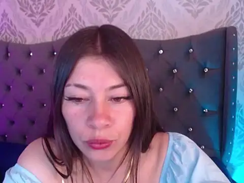 Snapshot of AnnaliOlsenX chatting on September 20, 3:00 am AnnaliOlsenX online show from September 20, 3:00 am
