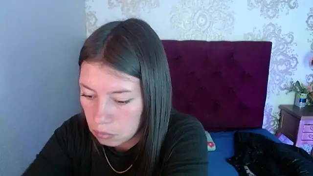 Snapshot of AnnaliOlsenX chatting on November 25, 2:23 am AnnaliOlsenX online show from November 25, 2:23 am