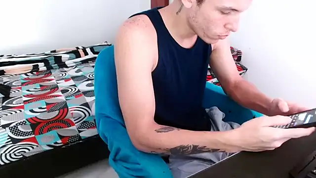 deividcloud36 online show from October 27, 7:37 pm