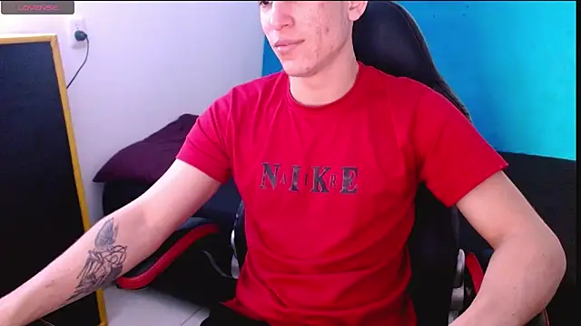 deividcloud36 online show from March 12, 5:39 pm