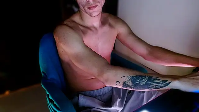 deividcloud36 online show from November 1, 5:47 am