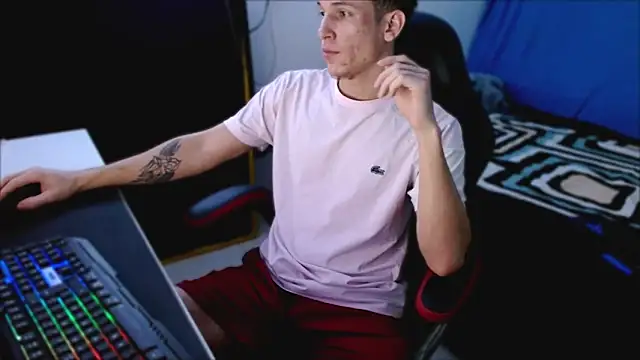 deividcloud36 online show from February 23, 6:41 pm