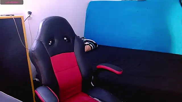 deividcloud36 online show from March 15, 6:15 pm