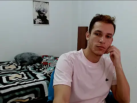 Snapshot of deividcloud36 chatting on October 8, 8:20 pm deividcloud36 online show from October 8, 8:20 pm