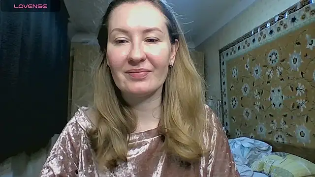 AnnaXLovers online show from February 19, 8:55 am