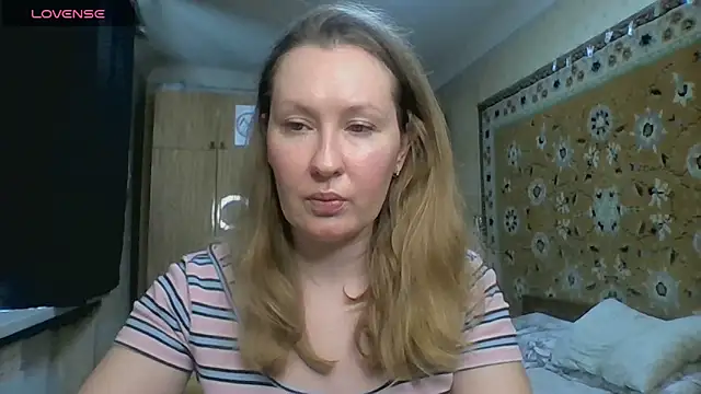 AnnaXLovers online show from April 15, 10:21 am