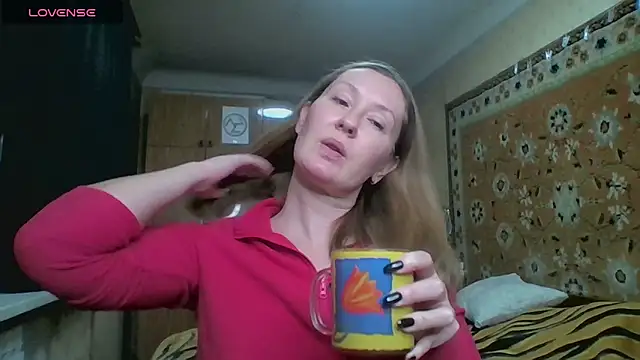 AnnaXLovers online show from December 5, 12:04 pm