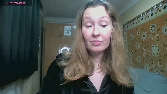 AnnaXLovers online show from December 15, 2:56 pm