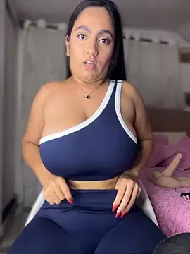 JazminTaylor online show from April 8, 2:02 am