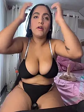 JazminTaylor online show from November 30, 6:30 pm