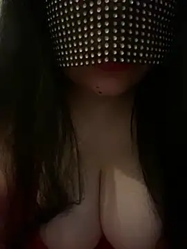 Snapshot of matmazel7777 chatting on February 13, 8:53 pm matmazel7777 online show from February 13, 8:53 pm