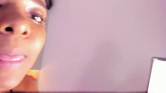 tamaraa smiith online show from March 14, 6:07 pm